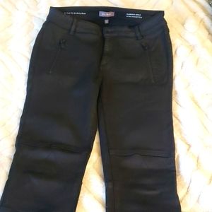 Dl1961 Mid rise Skinny Florence ankle sculpting pants faux leather/vegan